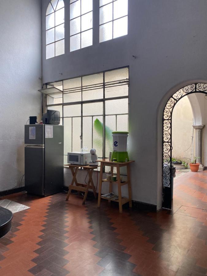 Casa Del Viajero Colonial Guatemala Apartment Exterior photo